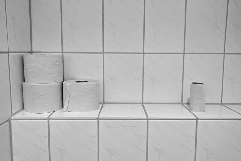 水垢や黒カビを撃退 トイレの床タイル 壁タイル簡単お掃除テク ひかリノベ スタッフブログ