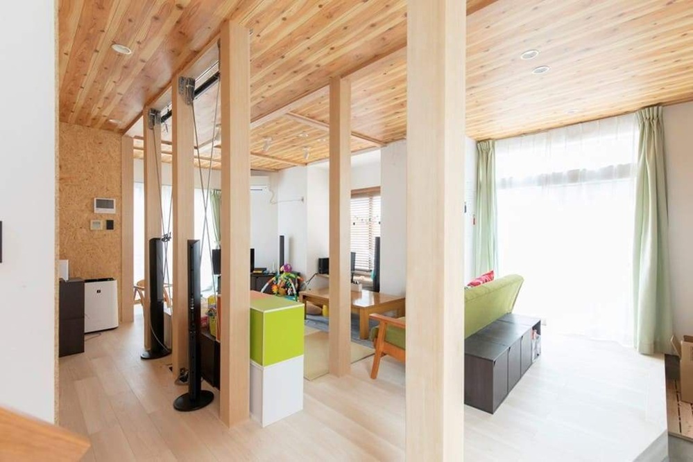 ステンレスブレースで耐震性能を強化