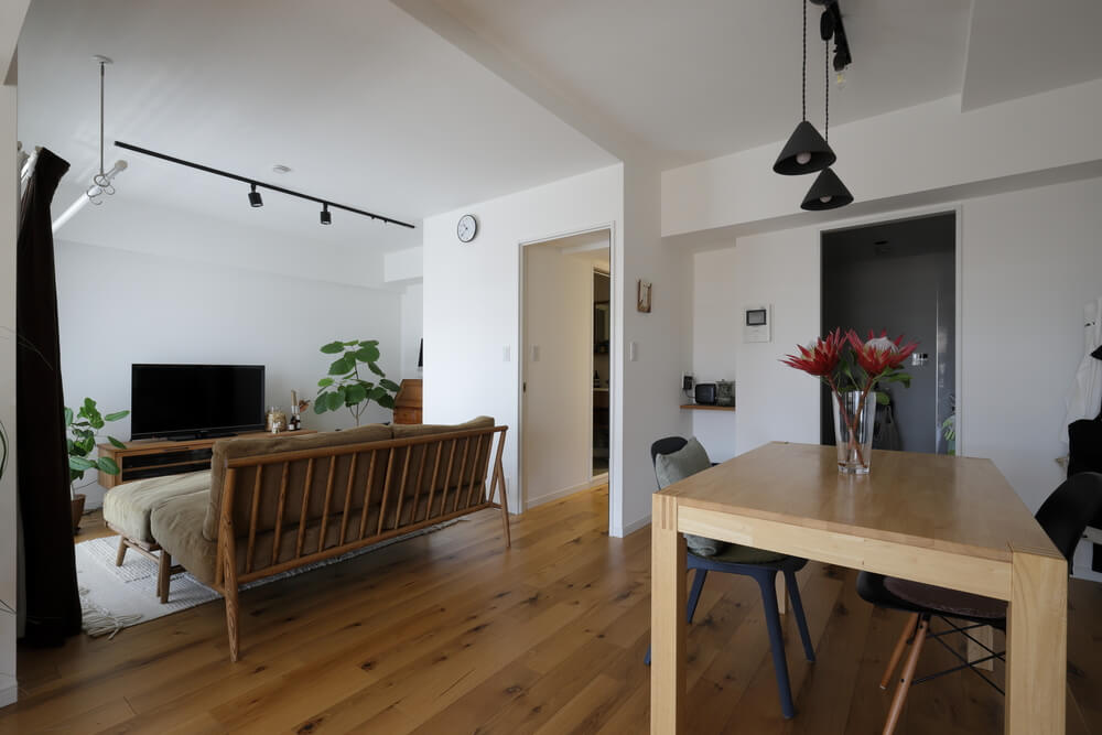 二人暮らし｜収納たっぷり・ゆとりある１LDKに間取り変更したマンションリノベーション事例