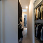 ファミリークローゼットとは？メリット・デメリット、必要な広さや使いやすい間取りを解説