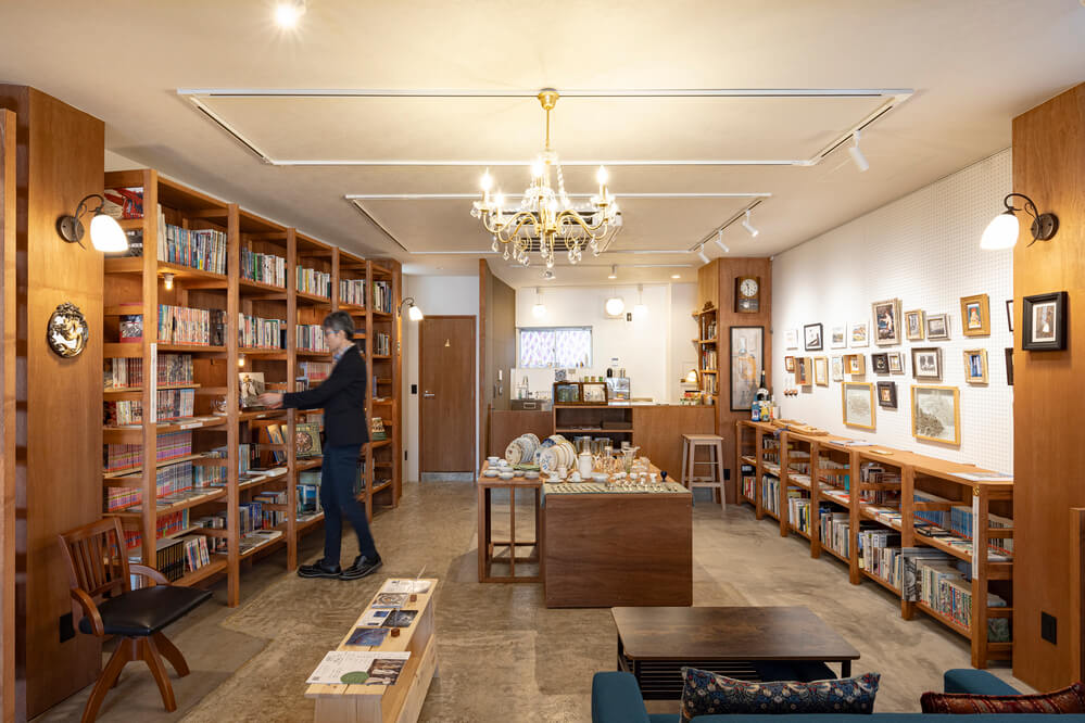 妖精のブックティーサロン『狐弾亭』