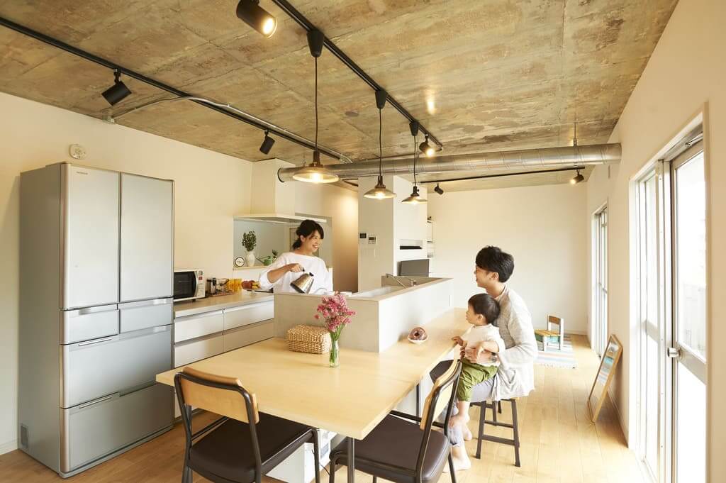 新しくて懐かしい。家族の新生活に寄り添う究極の「団地リノベ」