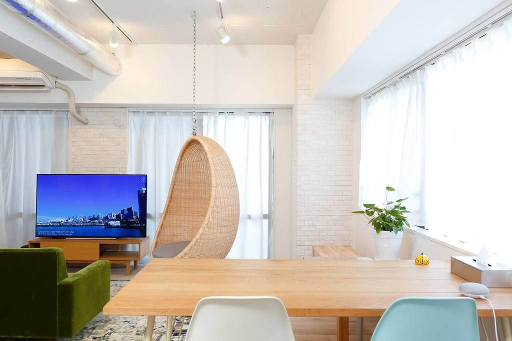 リビングでつながる夫婦のきずな