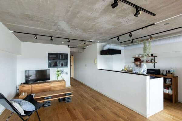 一点モノの家を買う