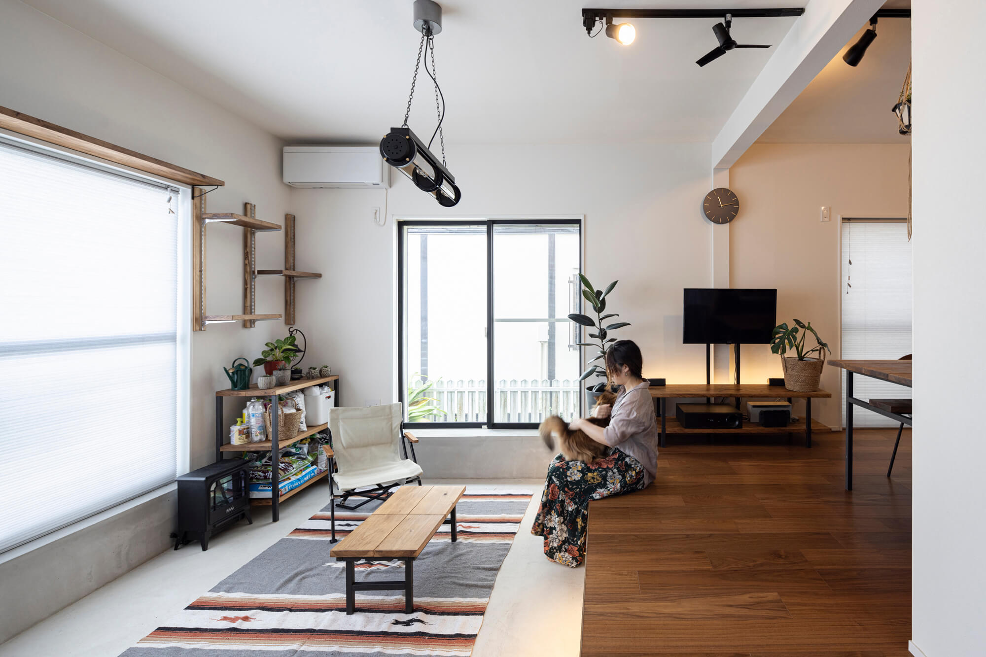 『土間リビング』で猫も丸くなる