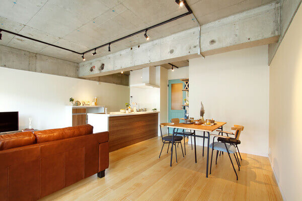 空色の自転車が似合う部屋