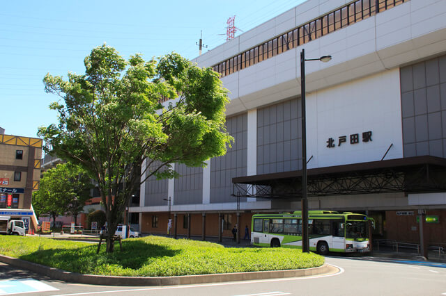 埼京線 北戸田駅前の国際興業バス
